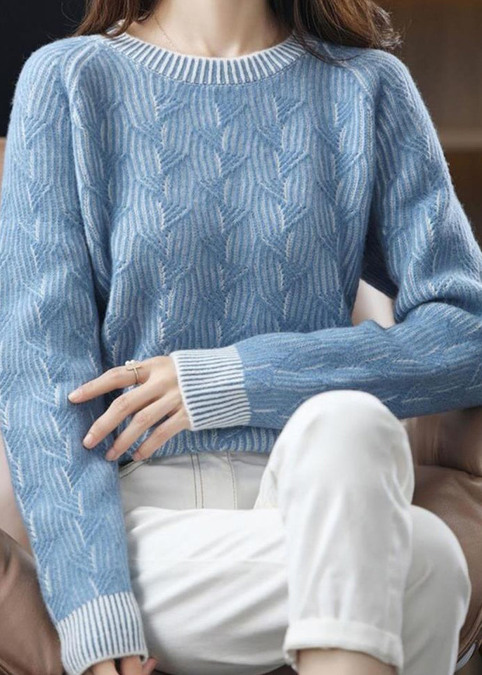 Beautifully Finished Sweater in a Timeless Design