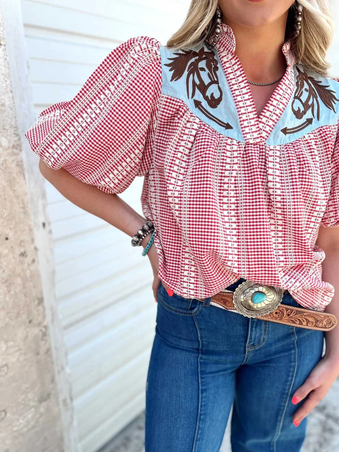 Classic Vintage Blouse with a Flattering Fit
