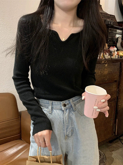 Elegantly Styled Sweater for Everyday Wear