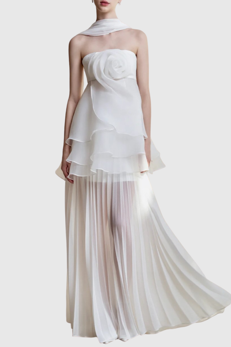Effortlessly Elegant Dress with a Timeless Design