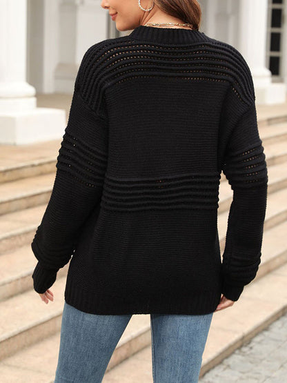 Well Tailored Sweater with a Graceful Silhouette