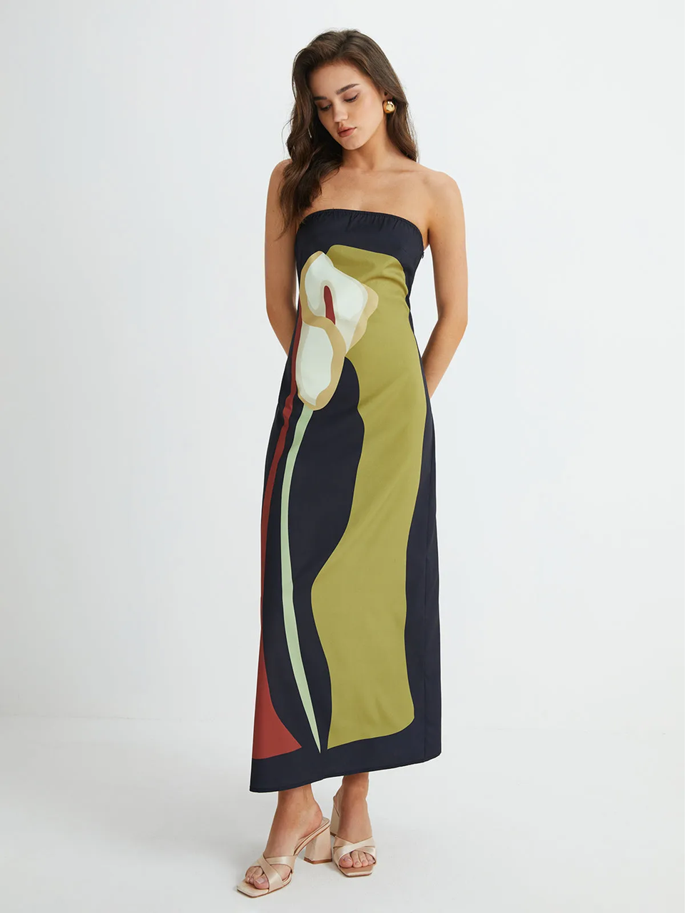 Polished Dress with an Effortless Classic Look