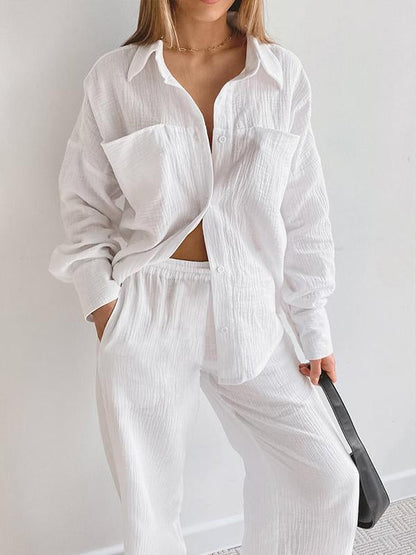 Effortlessly Elegant Garment with a Timeless Design