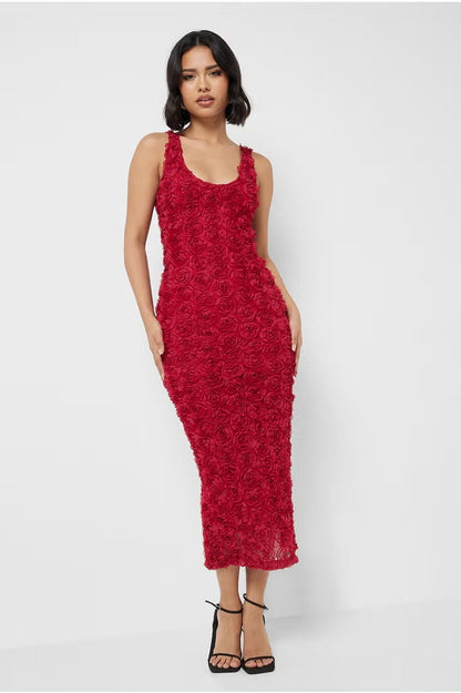 Gracefully Styled Dress for Any Occasion