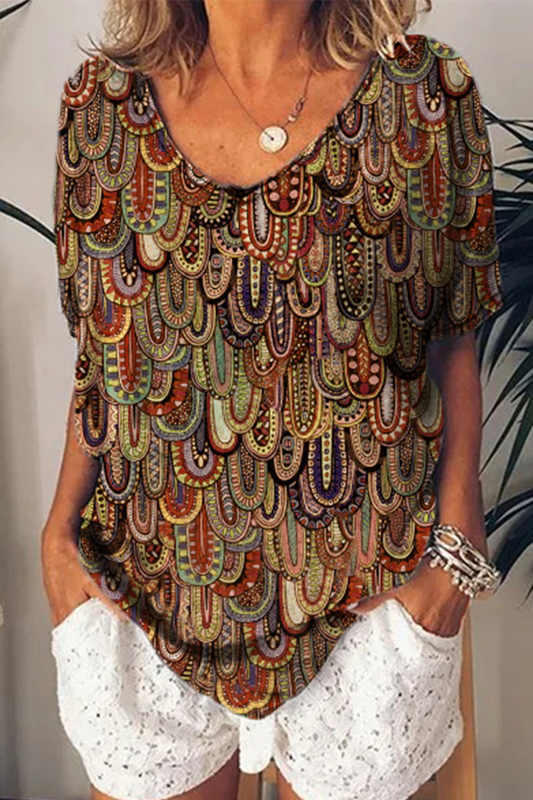 Well Tailored T-Shirt with a Graceful Silhouette