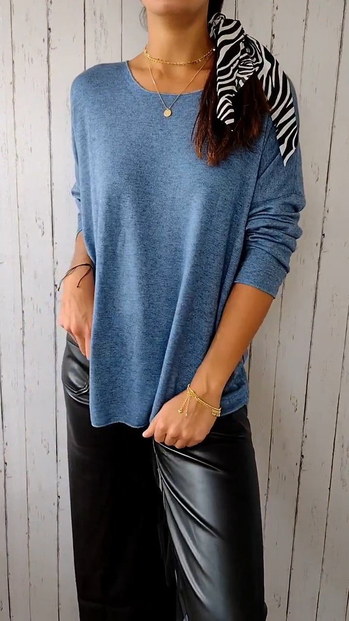 Beautifully Finished Top in a Timeless Design
