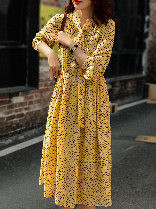 Effortlessly Elegant Dress with a Timeless Design