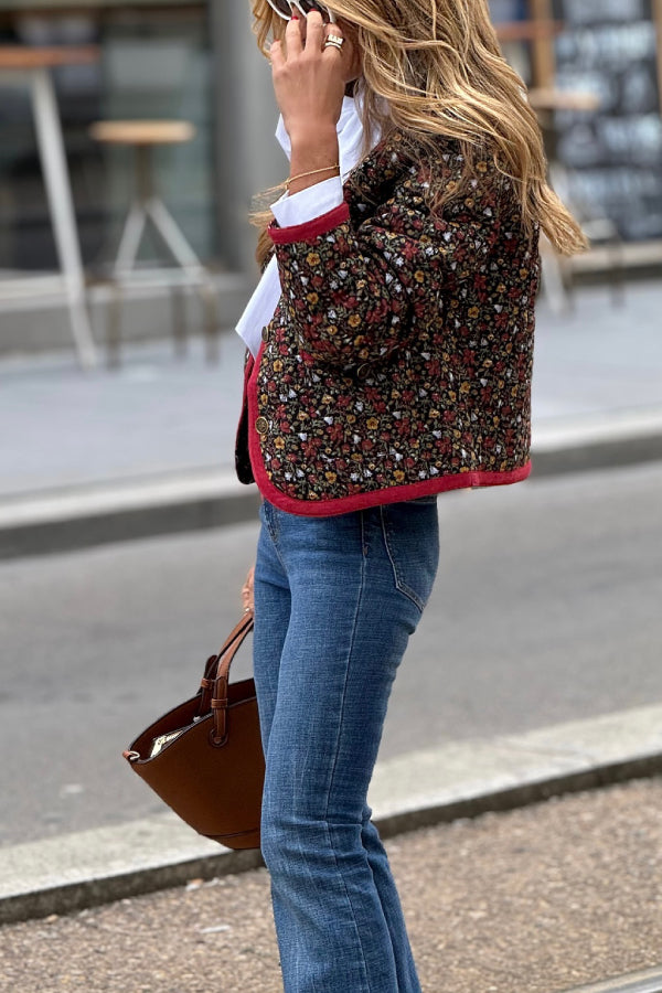 Elegantly Styled Jacket for Everyday Wear