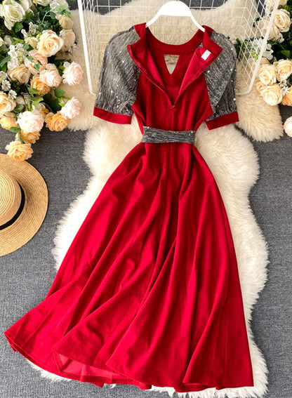 Classic Vintage Dress with a Flattering Fit