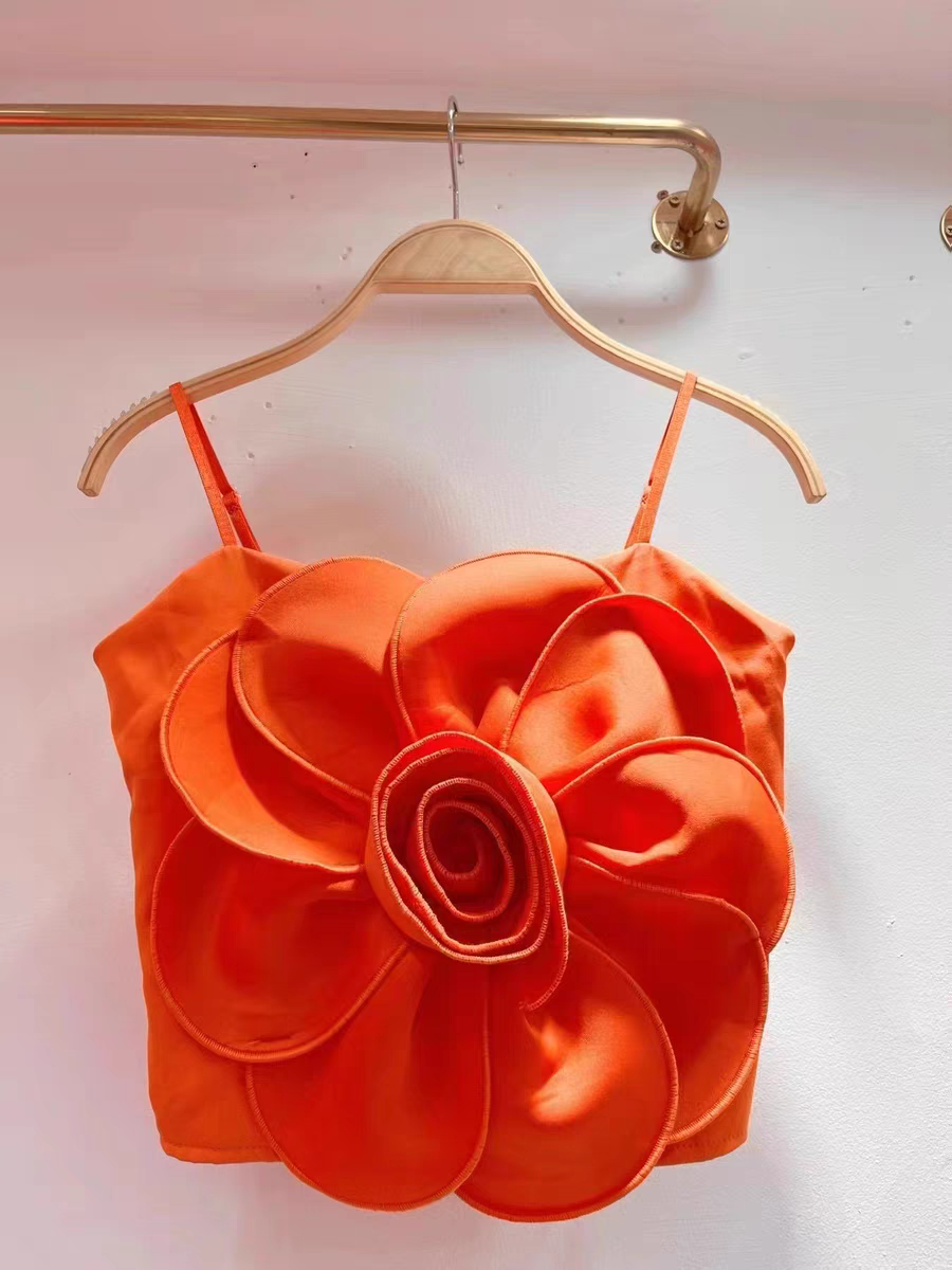 Classic Vintage & Enduringly Stylish Top