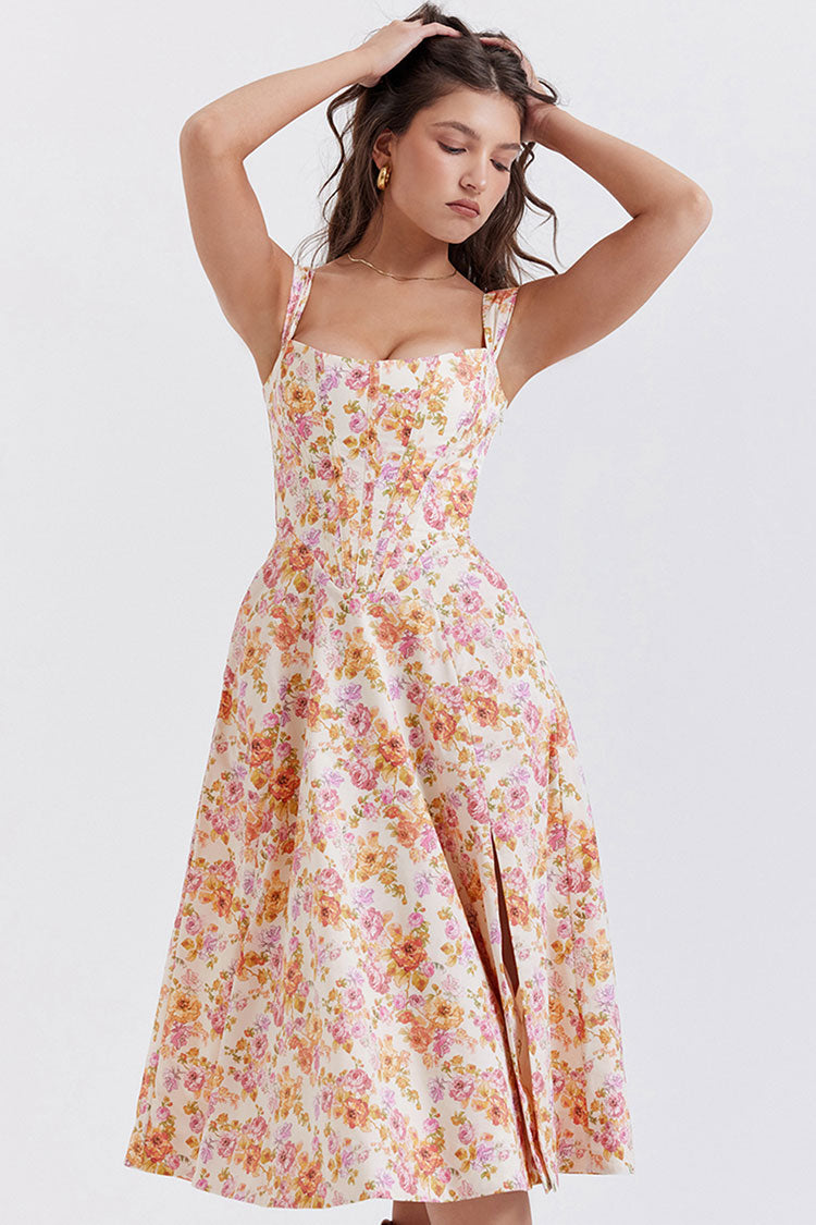 Classic Vintage Dress with a Flattering Fit