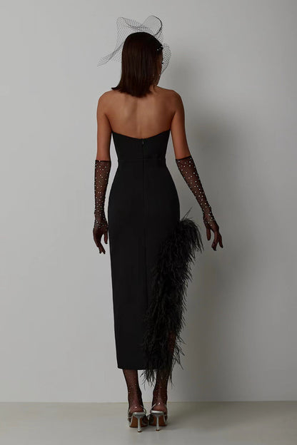 Well Tailored Dress with a Graceful Silhouette