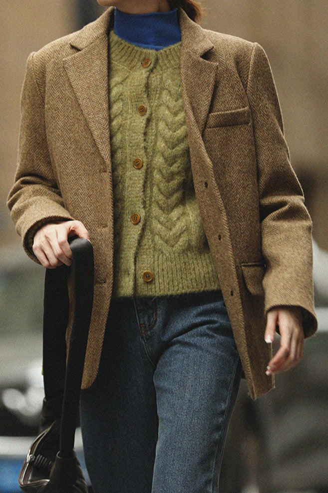 Well Tailored Garment with a Graceful Silhouette