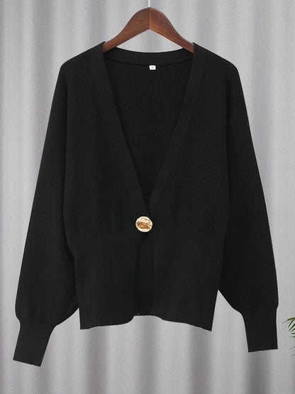 Gracefully Styled Cardigan for Any Occasion