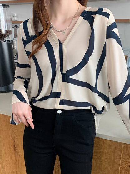 Classic Vintage & Enduringly Stylish Blouse