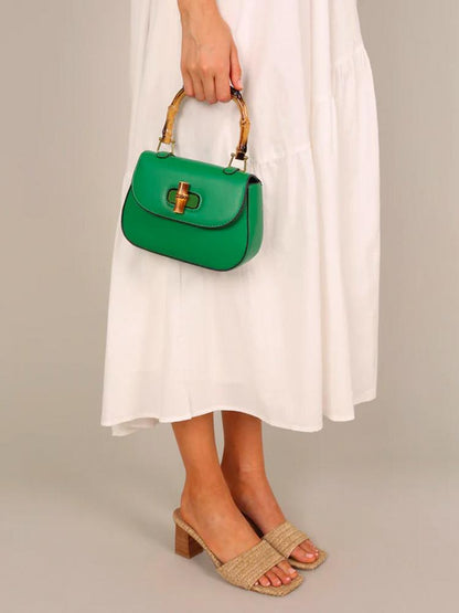 Sophisticated Bag with a Clean Classic Look