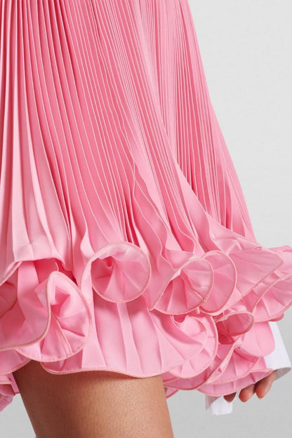 Beautifully Finished Garment in a Timeless Design
