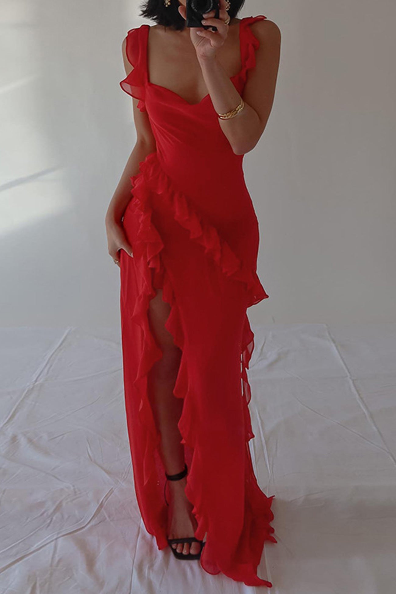 Classic Vintage Dress with a Flattering Fit