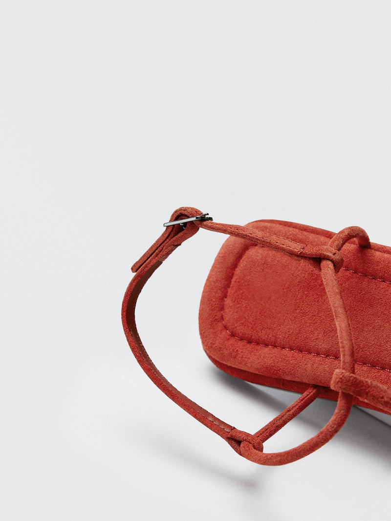 Polished Garment with an Effortless Classic Look