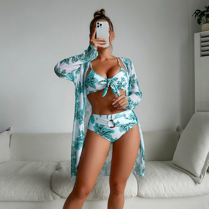 Effortlessly Elegant Bikini with a Timeless Design