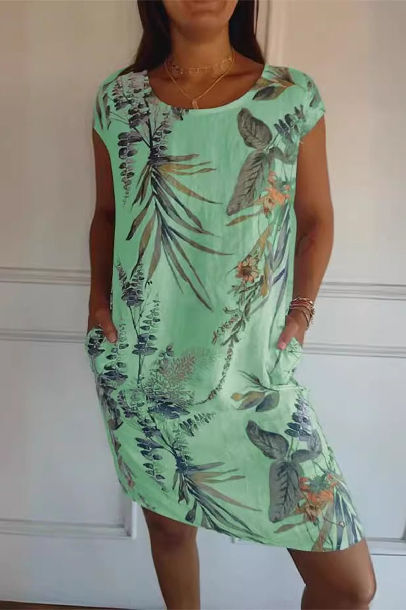Effortlessly Elegant Dress with a Timeless Design