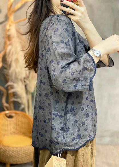 Gracefully Styled Blouse for Any Occasion
