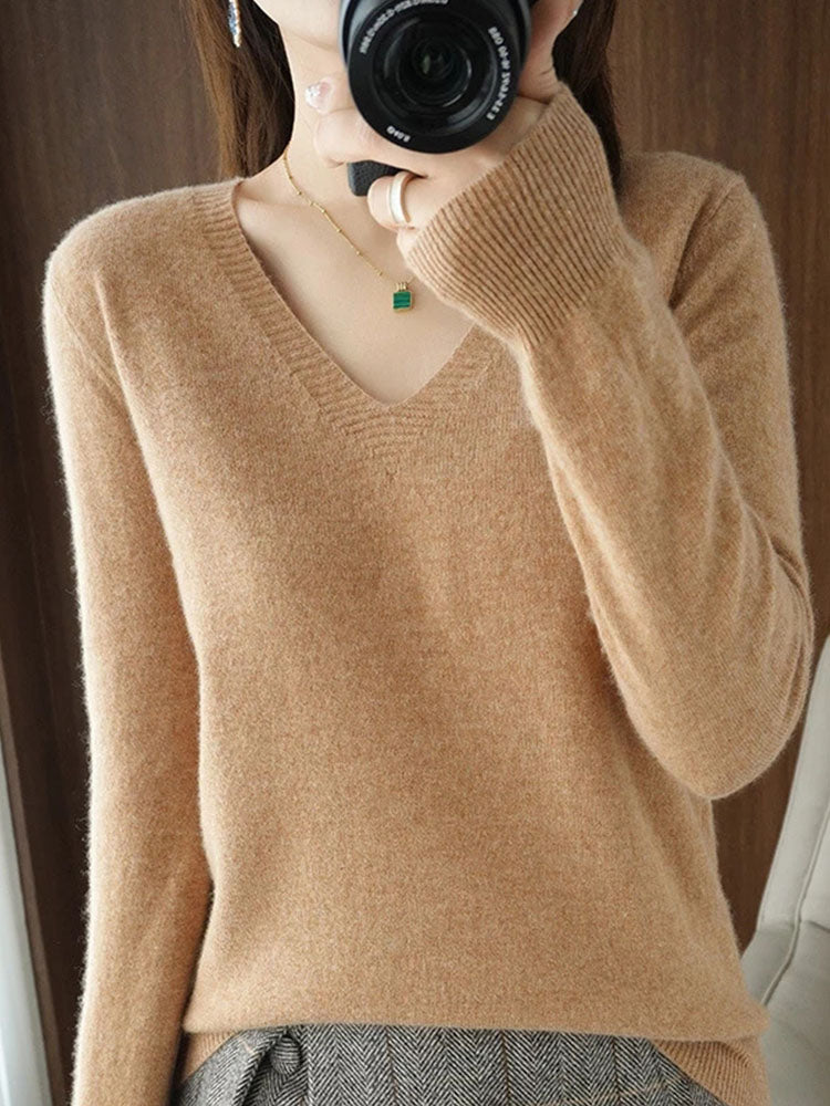 Polished Sweater with an Effortless Classic Look