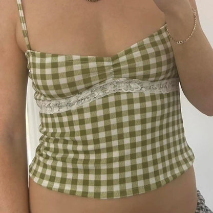 Classic Vintage Top with a Flattering Fit