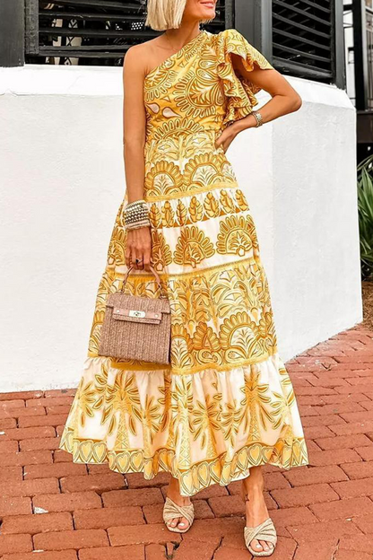 Classic Vintage Dress with a Flattering Fit