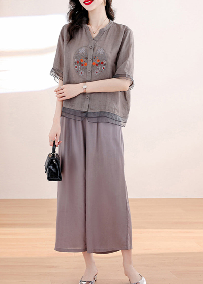 Sophisticated Pants with a Clean Classic Look