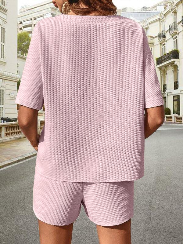 Well Tailored Shirt with a Graceful Silhouette