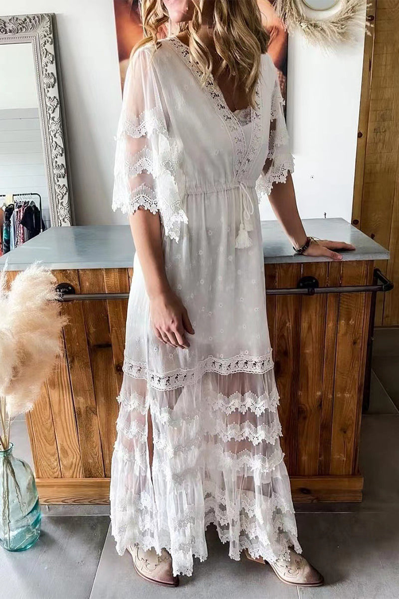 Effortlessly Elegant Dress with a Timeless Design
