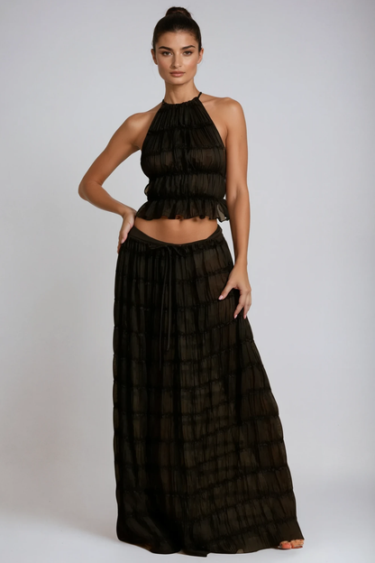 Well Tailored Garment with a Graceful Silhouette