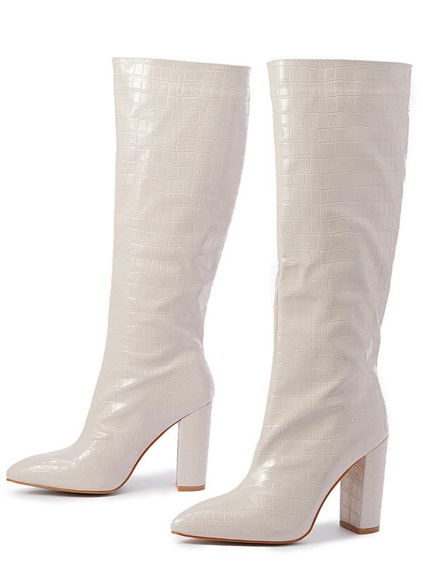 Classic Vintage Boots with a Flattering Fit
