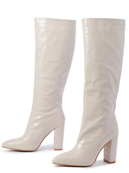 Classic Vintage Boots with a Flattering Fit