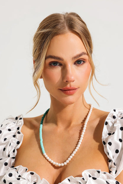 Effortlessly Elegant Garment with a Timeless Design