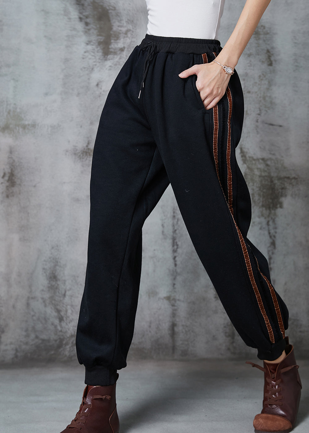 Beautifully Finished Pants in a Timeless Design
