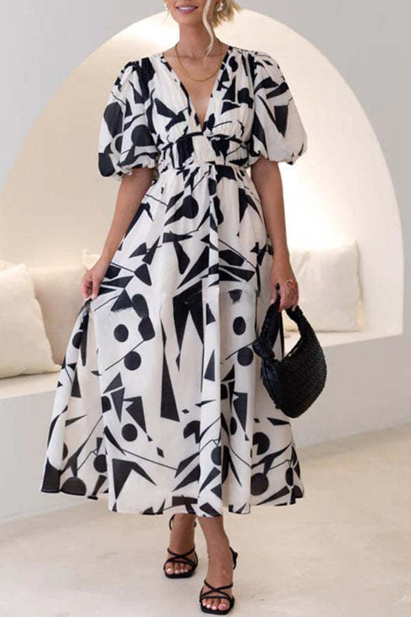 Gracefully Styled Dress for Any Occasion