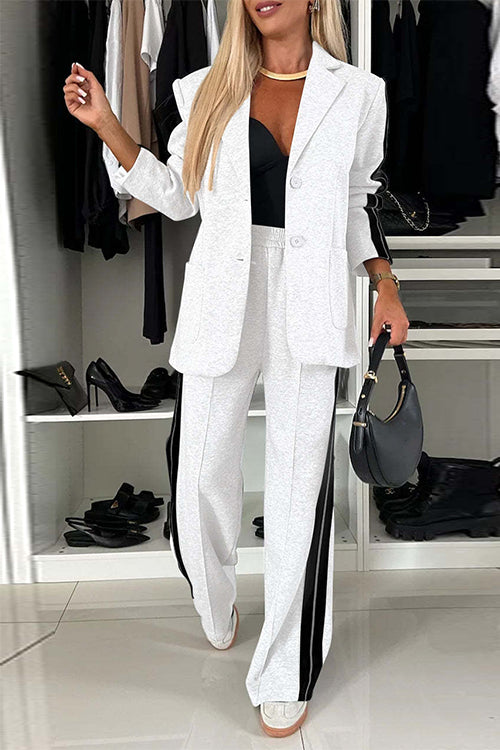 Sophisticated Pants with a Clean Classic Look