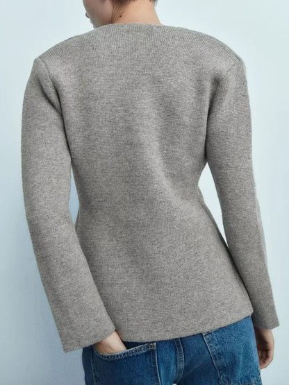 Elegantly Styled Jacket for Everyday Wear
