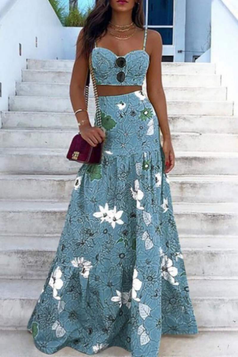 A Vintage Style Garment with Delicate Timeless Details