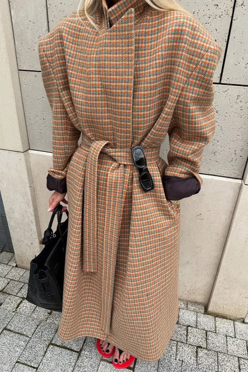 Beautifully Crafted Coat in a Classic Style