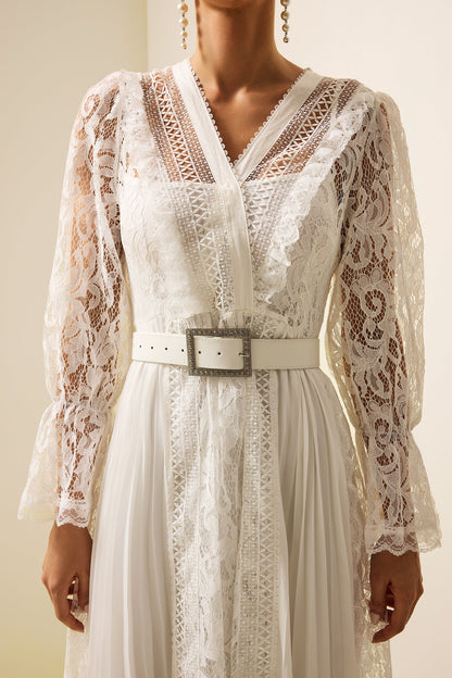 A Vintage Style Dress with Delicate Timeless Details