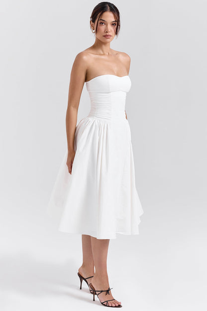 A Vintage Style Dress with Delicate Timeless Details