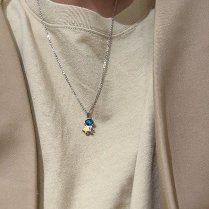 Beautifully Finished Garment in a Timeless Design