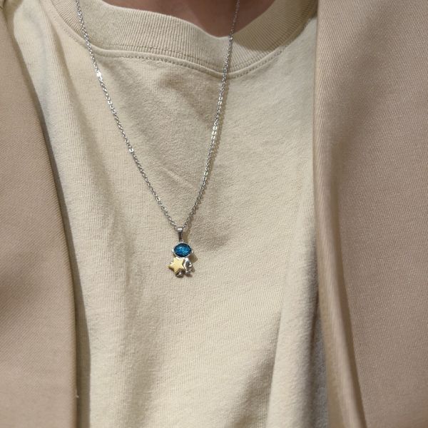 Beautifully Finished Garment in a Timeless Design