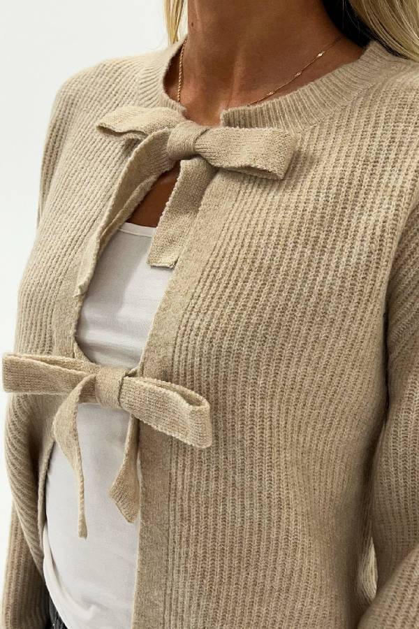 Gracefully Styled Garment for Any Occasion