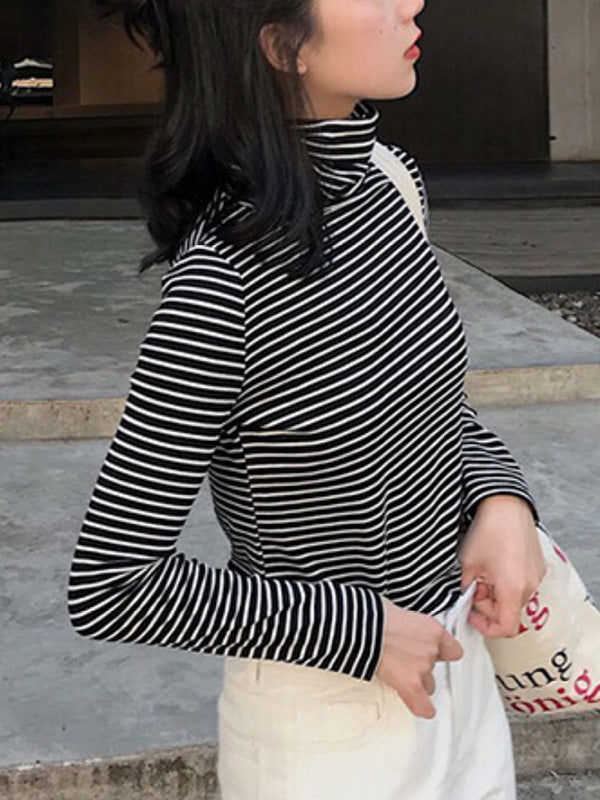 Classic Vintage T-Shirt with a Flattering Fit