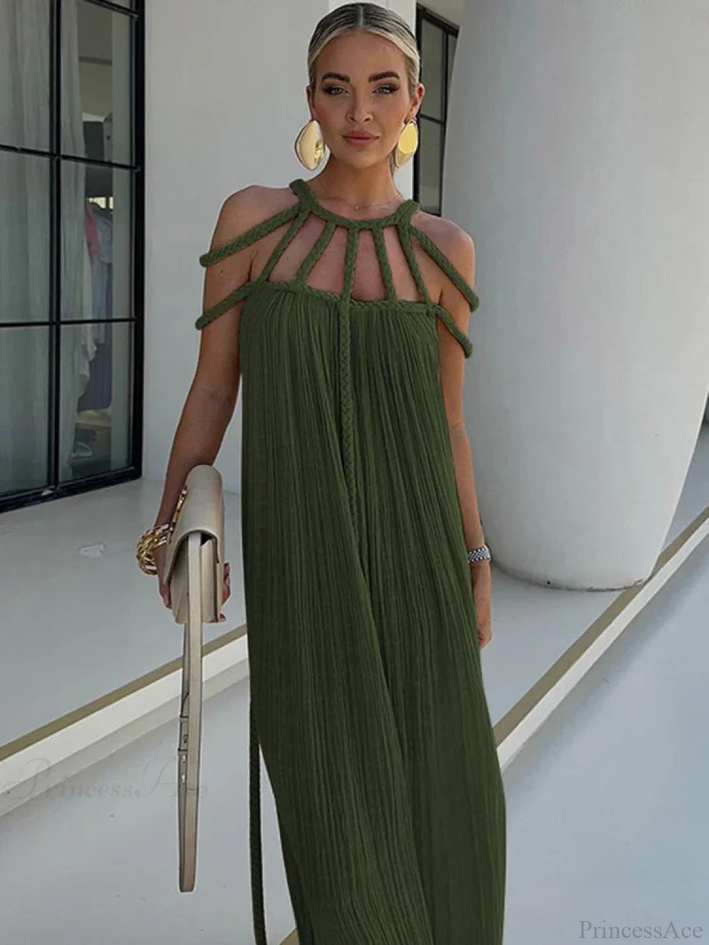 Sophisticated Garment with a Clean Classic Look