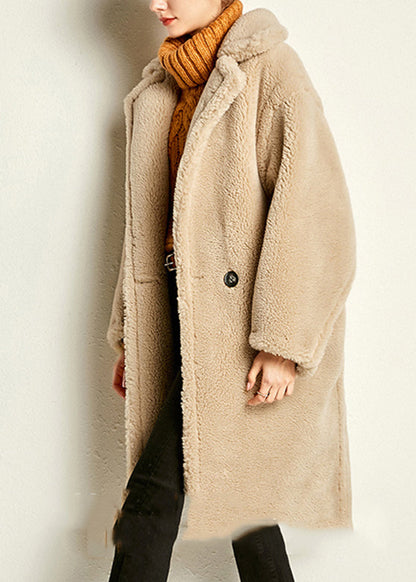 Beautifully Crafted Coat in a Classic Style